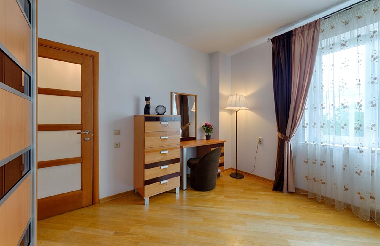 Arenda Apartments - Surganova,5A Μινσκ Εξωτερικό φωτογραφία